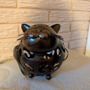 Cat wine cork holder